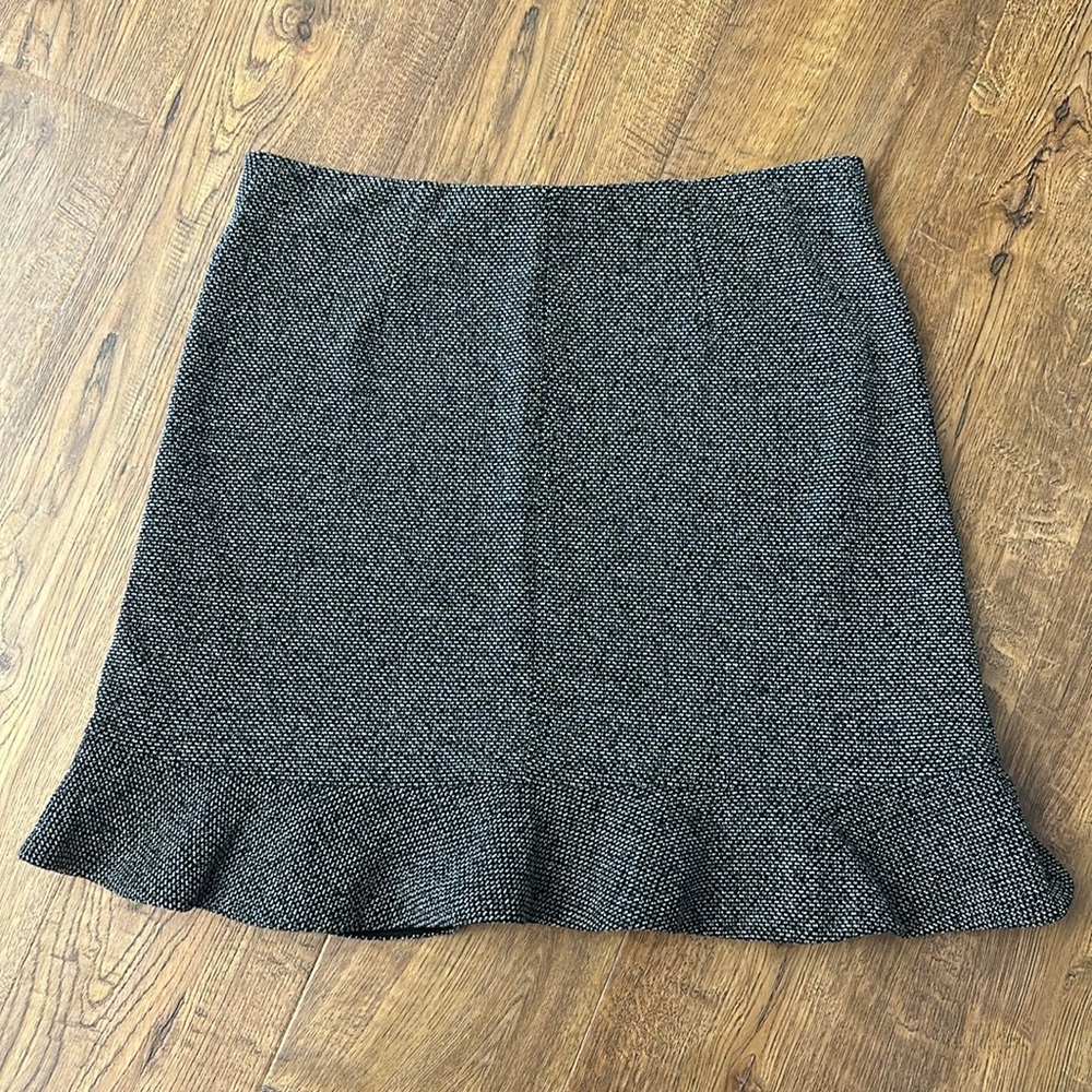 Loft Flounce Skirt - Picture 4 of 6